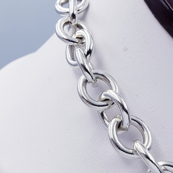 SOLD ON MERC✨️🩵 TIFFANY & CO. Heart Tag Choker Necklace 🩵✨️ - Picture 8 of 9